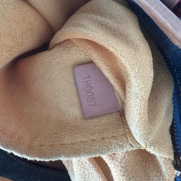 Vintage Louis Vuitton Denim Monogram Crossbody Bag with Tan Accents - Picture 9 of 12